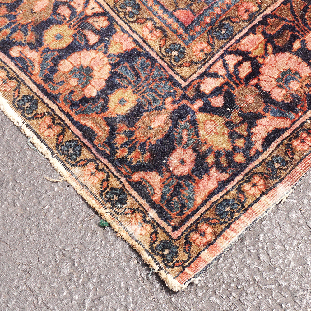 Hand Knotted Sarouk Area Rug