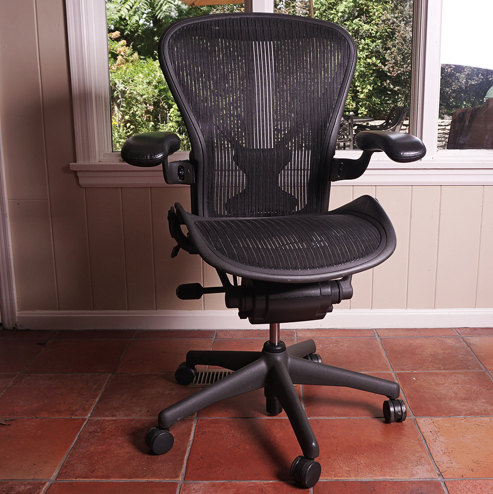 Herman Miller "Aeron" Office Chair