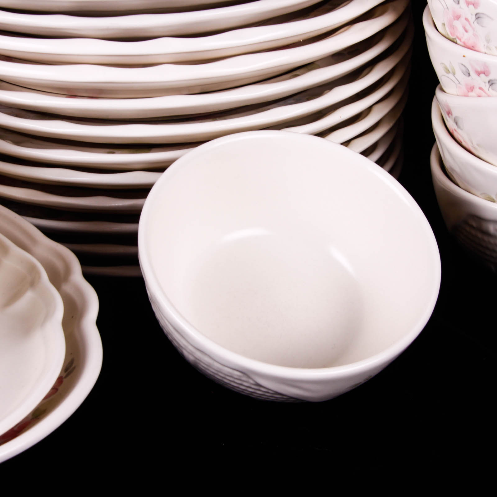 Large Set of Pfaltzgraff Stoneware Dishes in Tea Rose Pattern