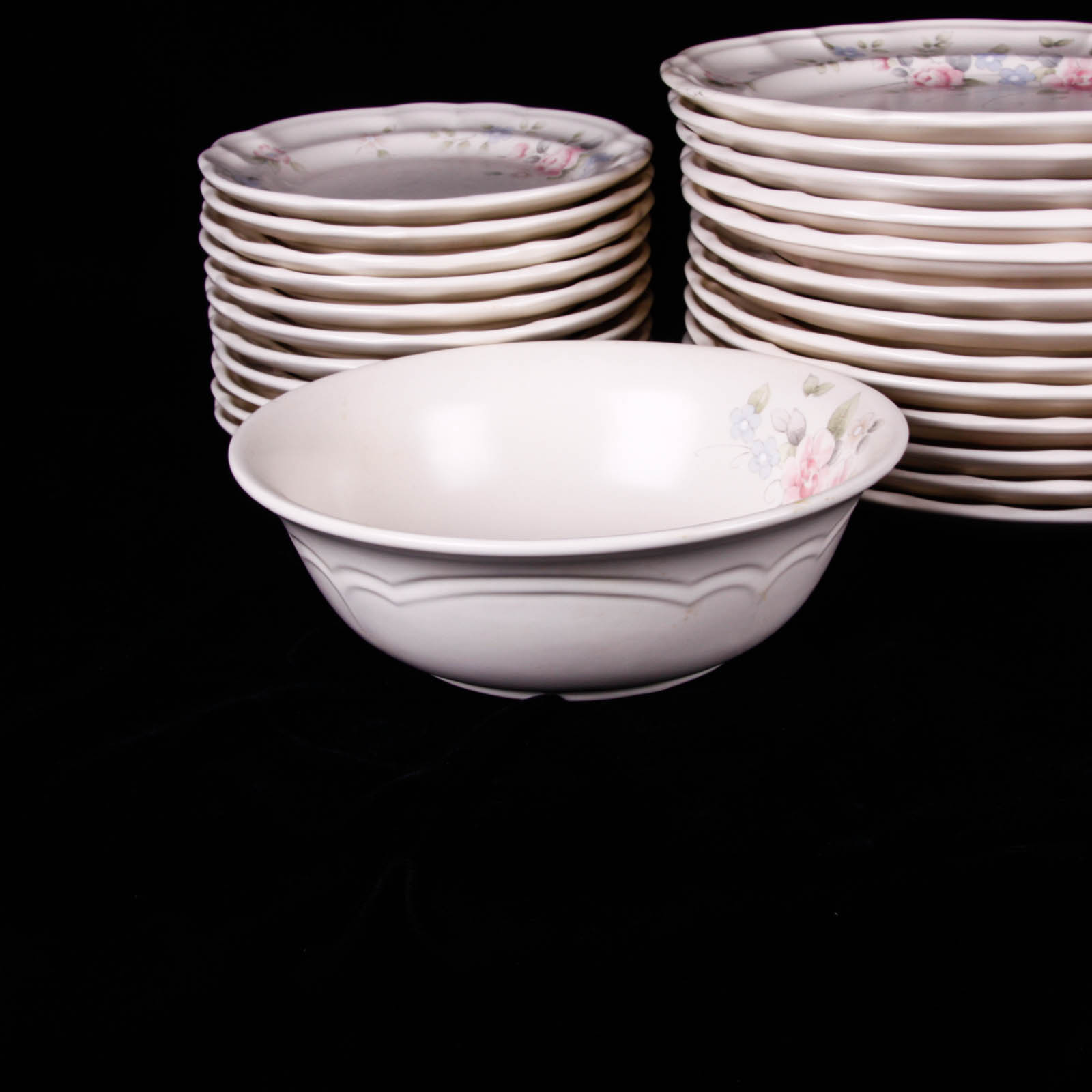Large Set of Pfaltzgraff Stoneware Dishes in Tea Rose Pattern