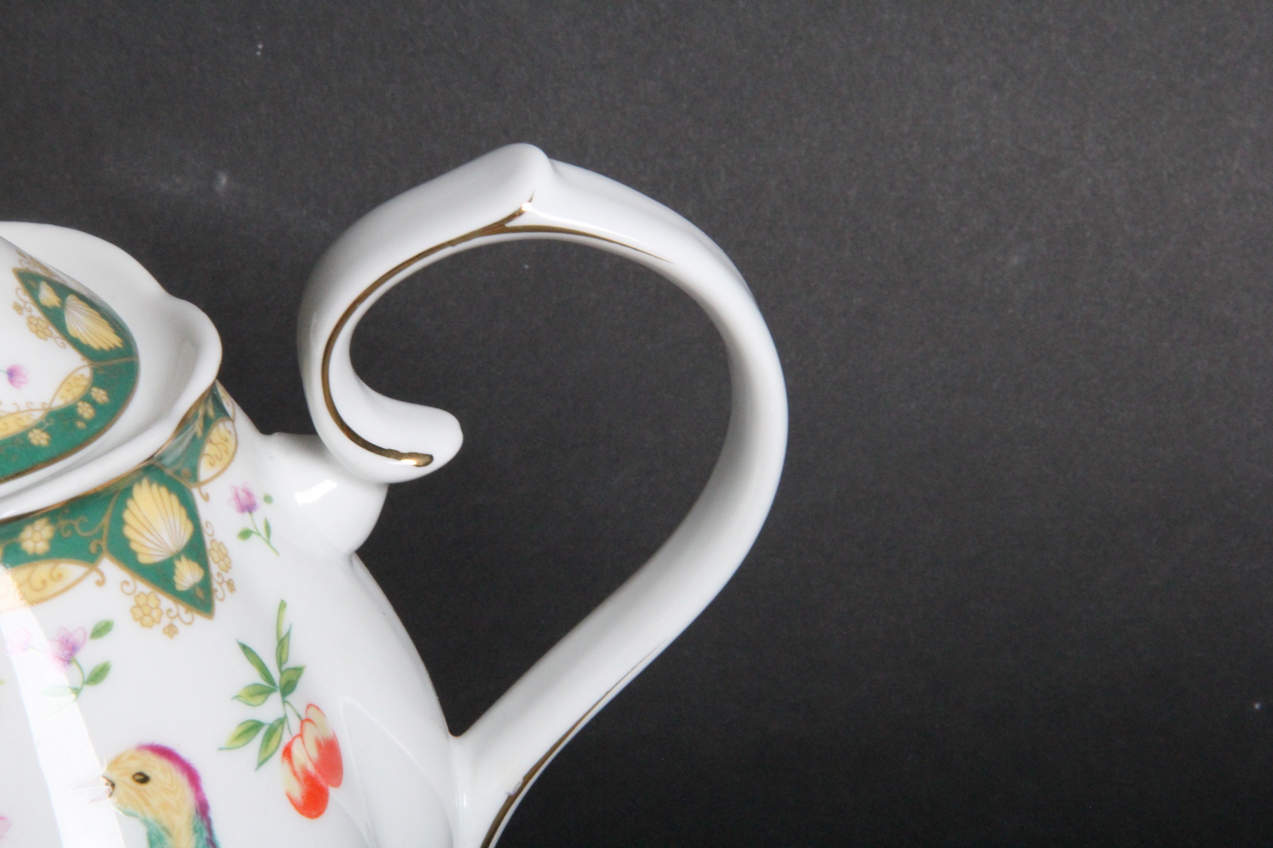 Pair of Modern Porcelain Teapots and Accessories