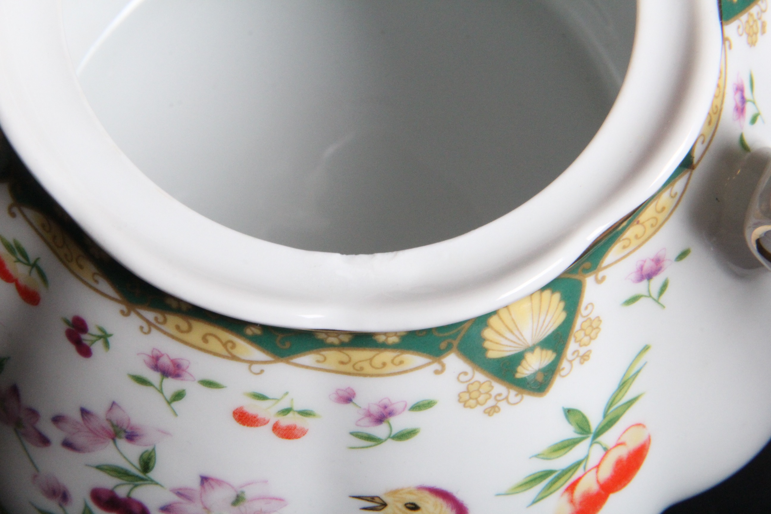 Pair of Modern Porcelain Teapots and Accessories