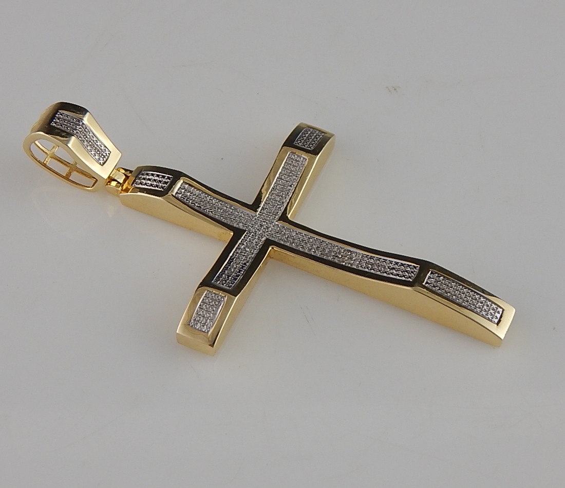 925 Vermeille Micropave Diamond Cross Pendant