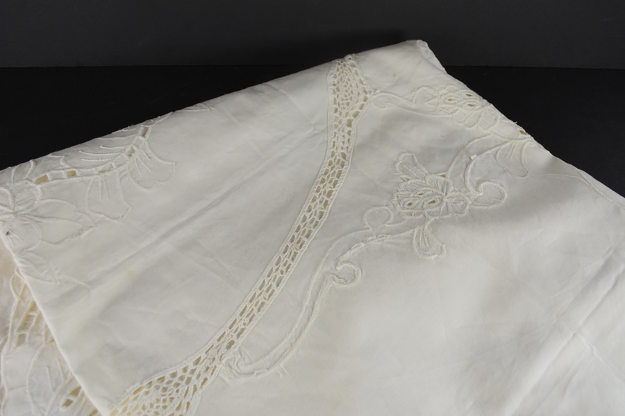 Belgium White Embroidered Tablecloth