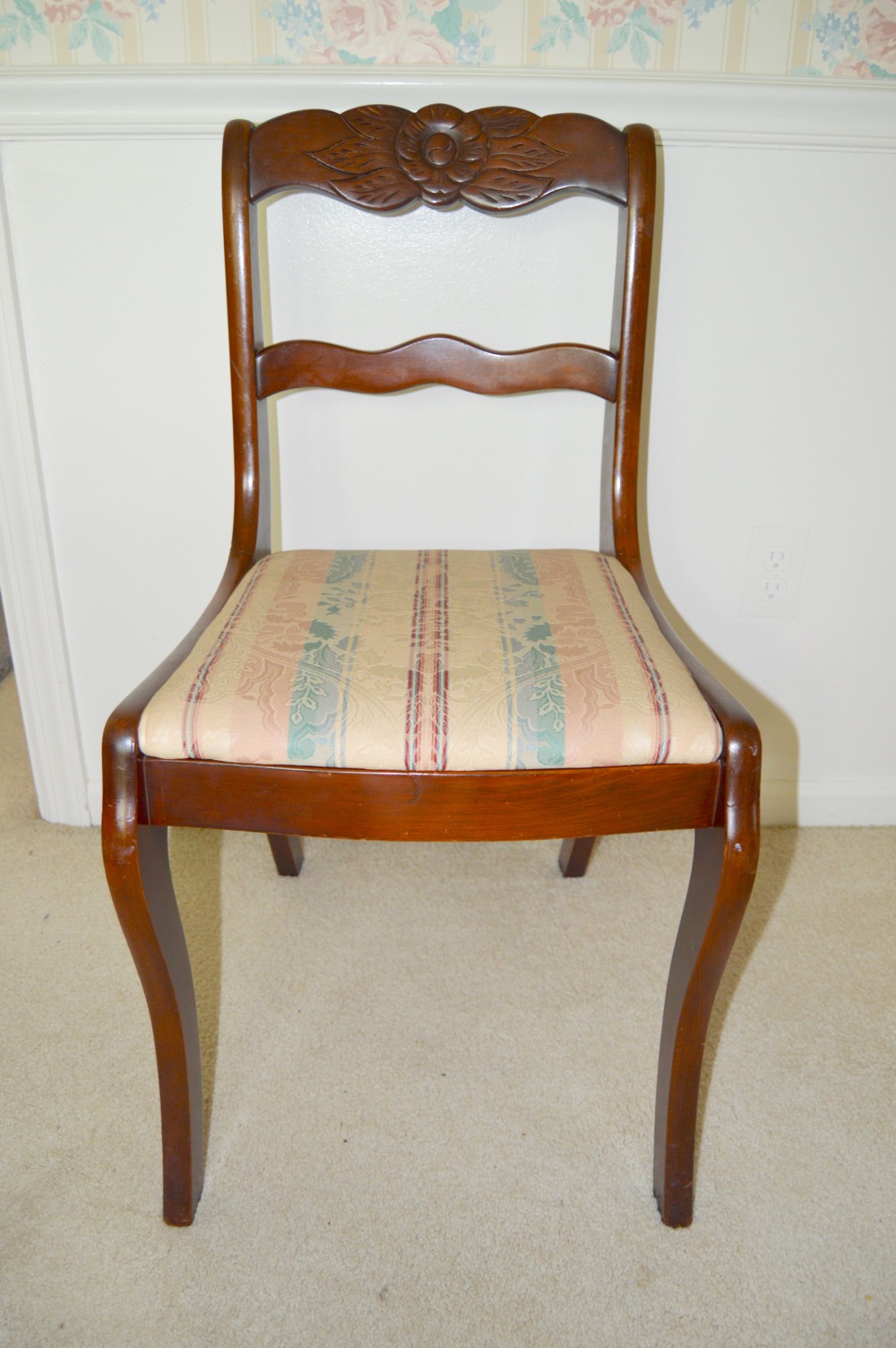 Vintage Duncan Phyfe-Style Dining Table with Six Roseback Chairs