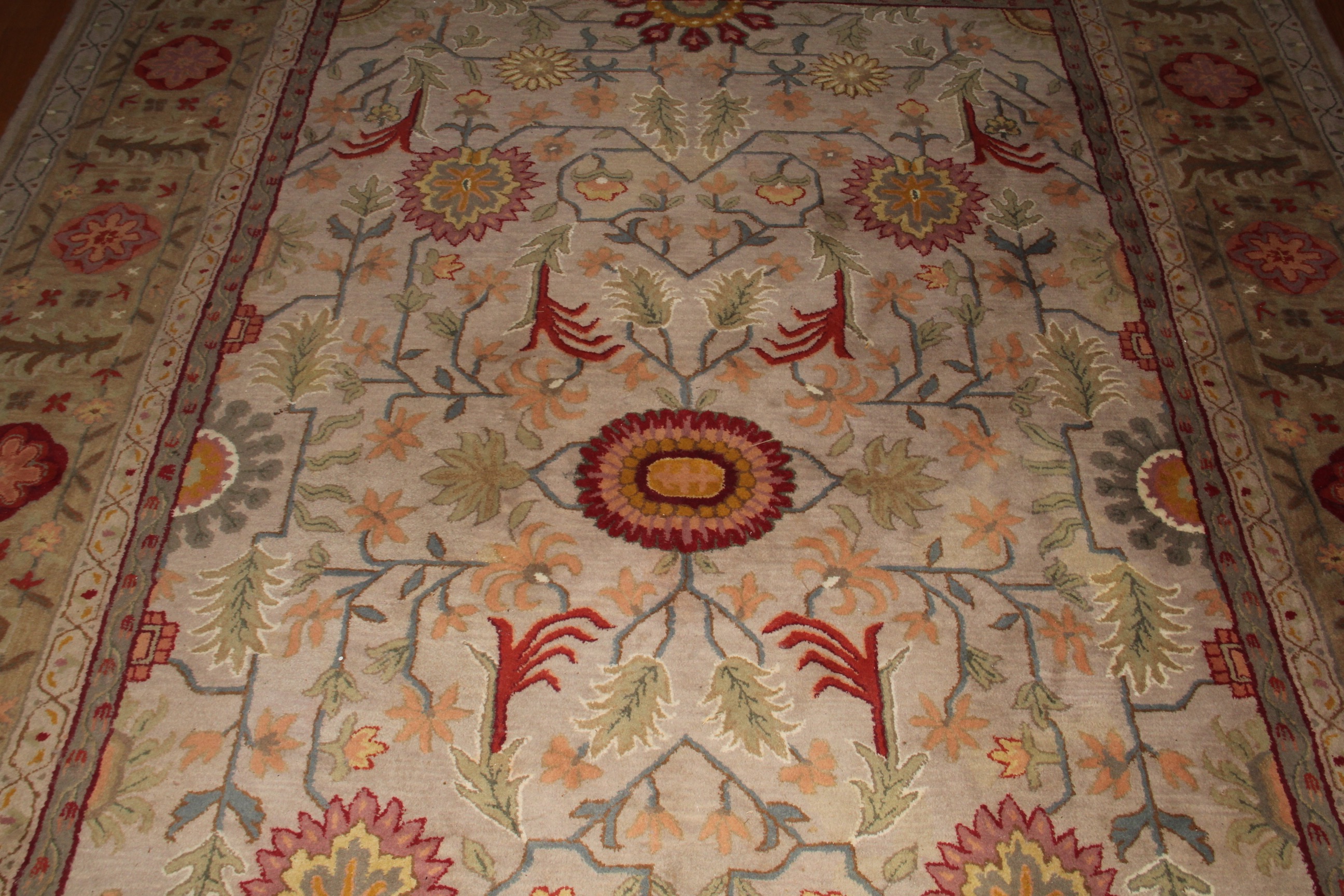 Large Tufted Floral Area Rug