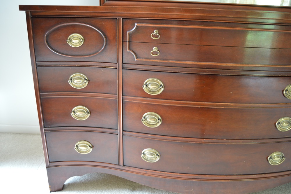 Pogue's Traditional Dresser