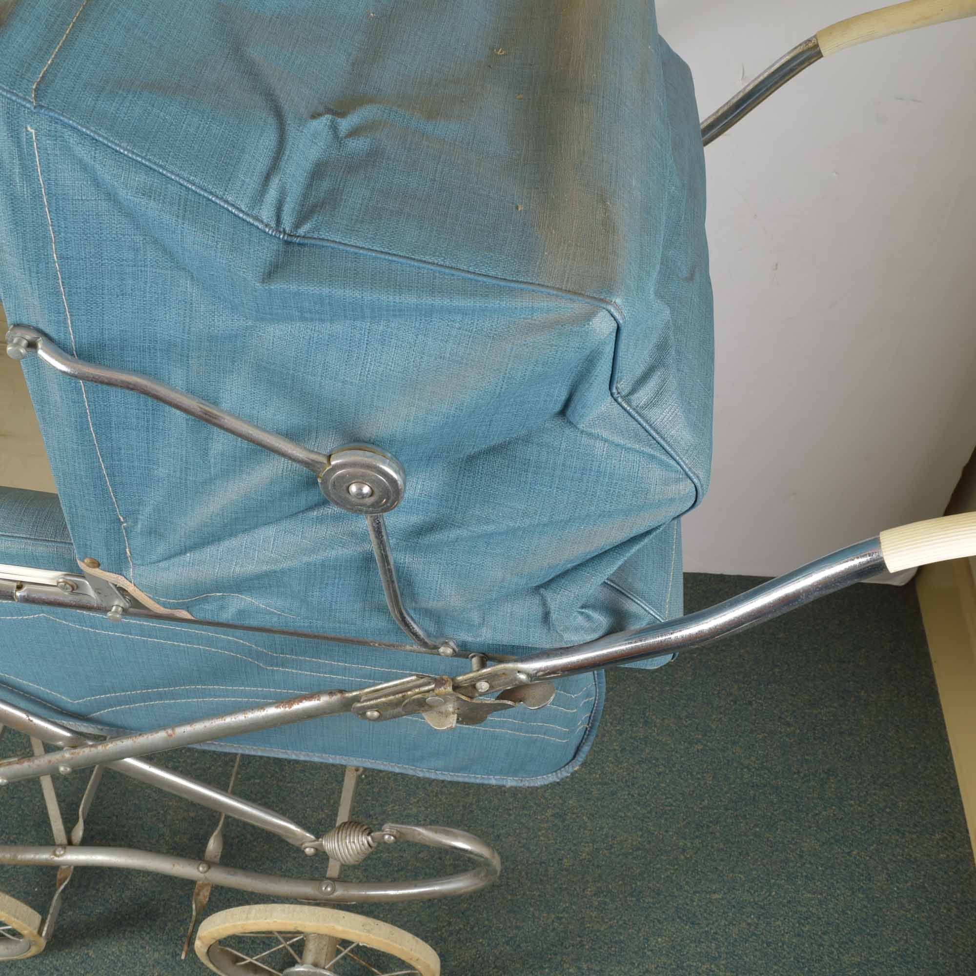 Vintage 1960s Bilt Rite Perambulator