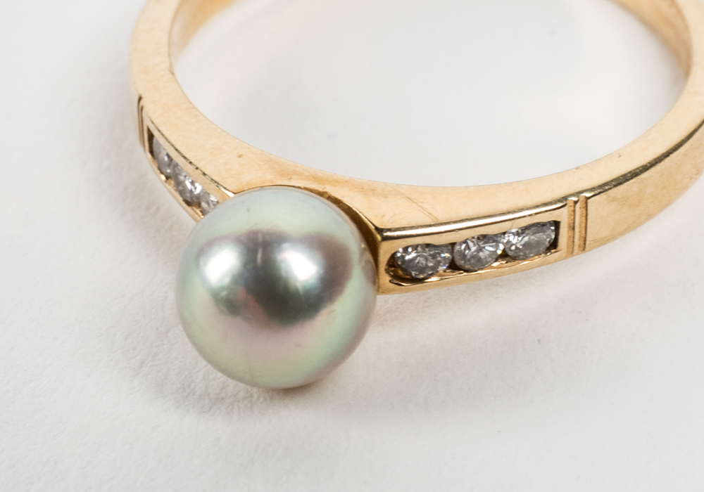 14 Karat Gold Pearl and Diamond Ring