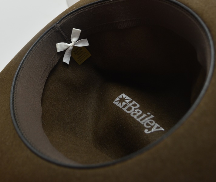 Greg Norman Straw Hat and Two Felt Hats