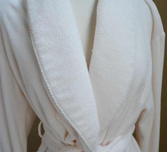 Diamond Tea Women's Cotton Blend Robe