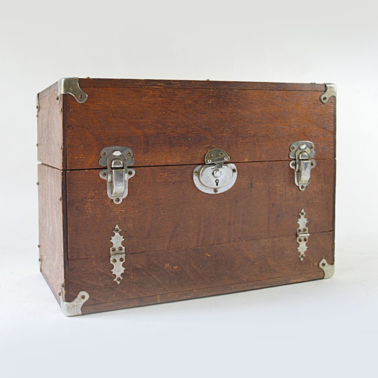 Vintage Wooden Travel Bar Case