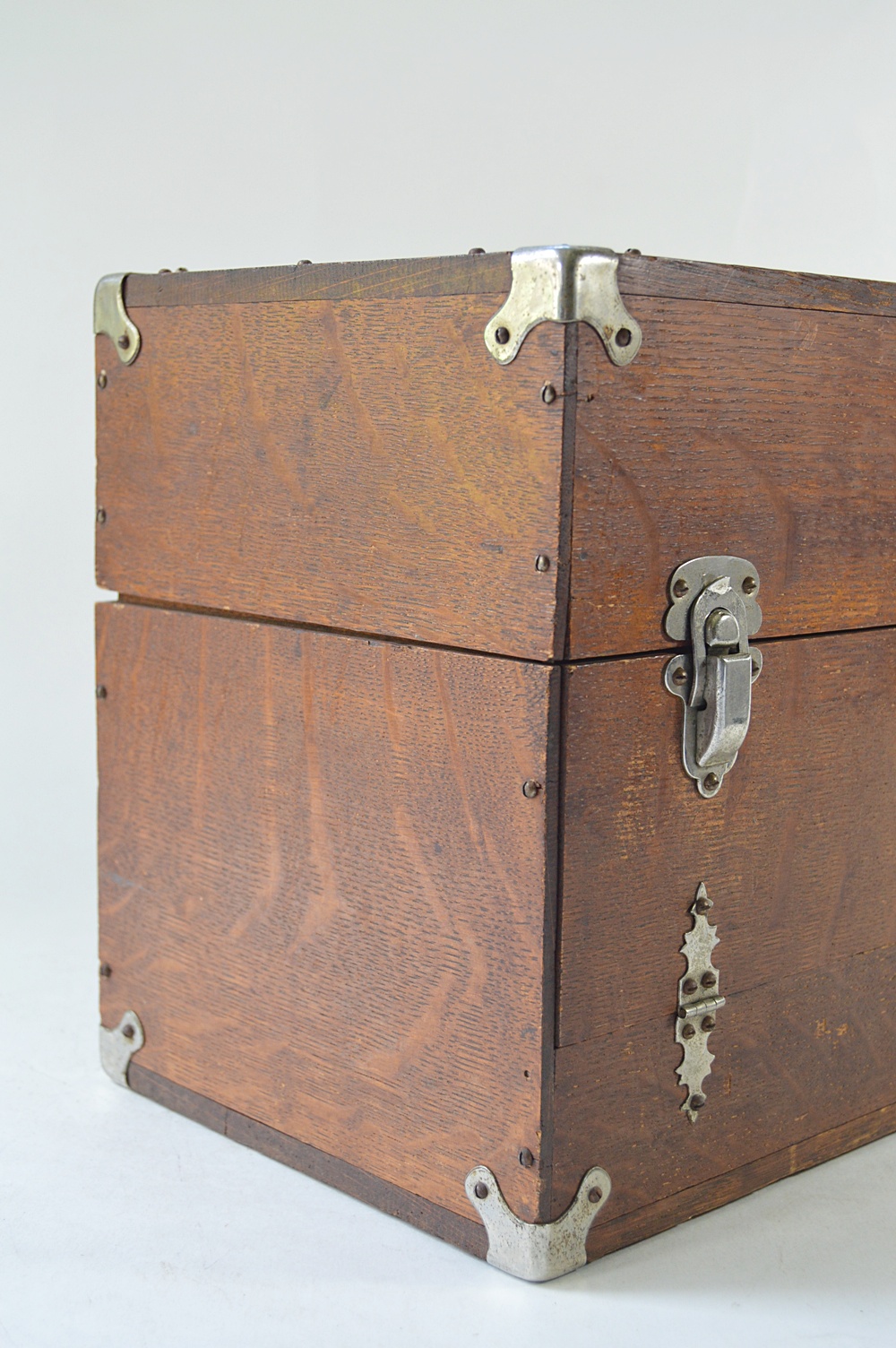 Vintage Wooden Travel Bar Case