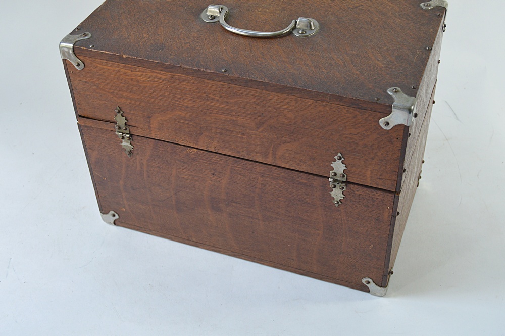 Vintage Wooden Travel Bar Case