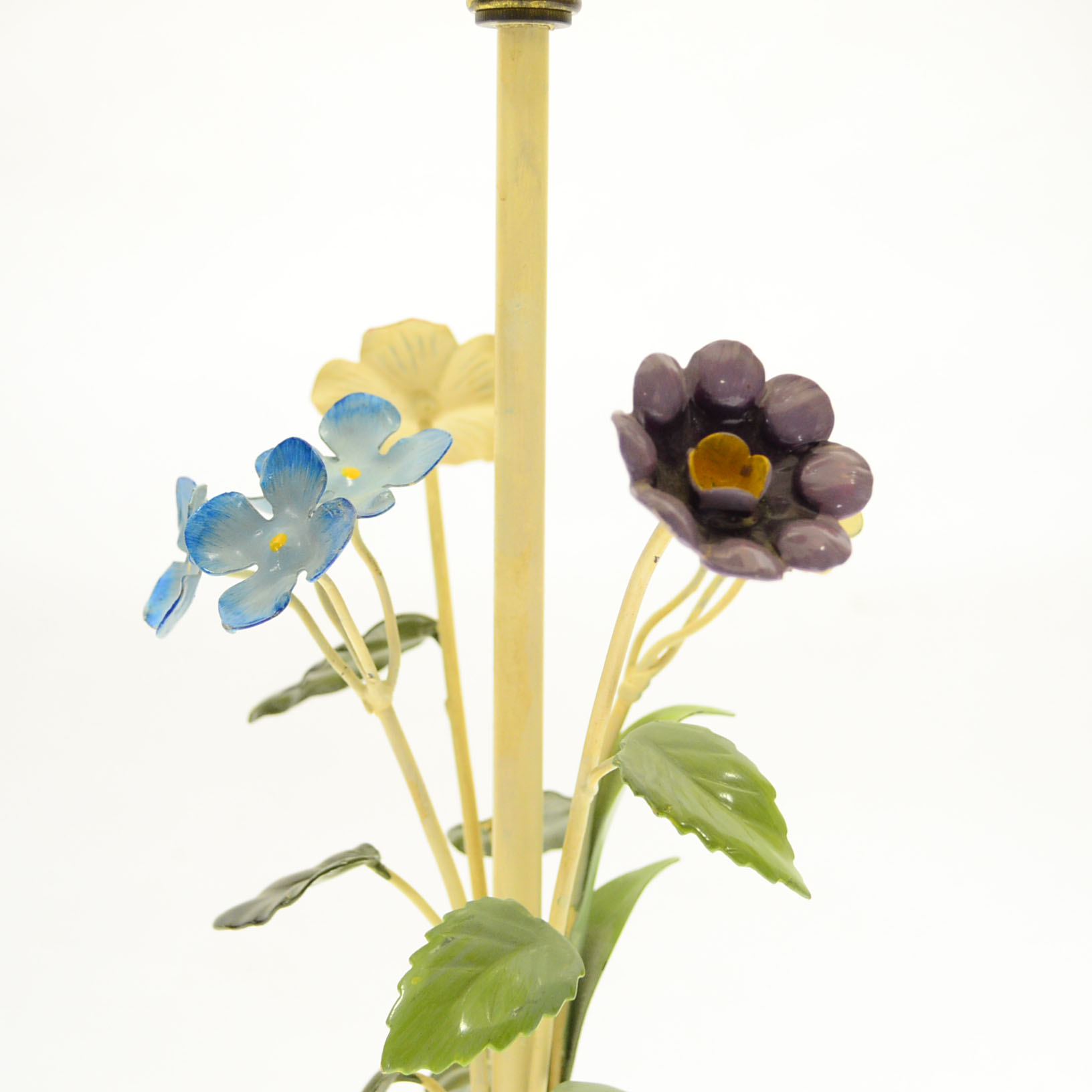 Vintage Metal Floral Lamp