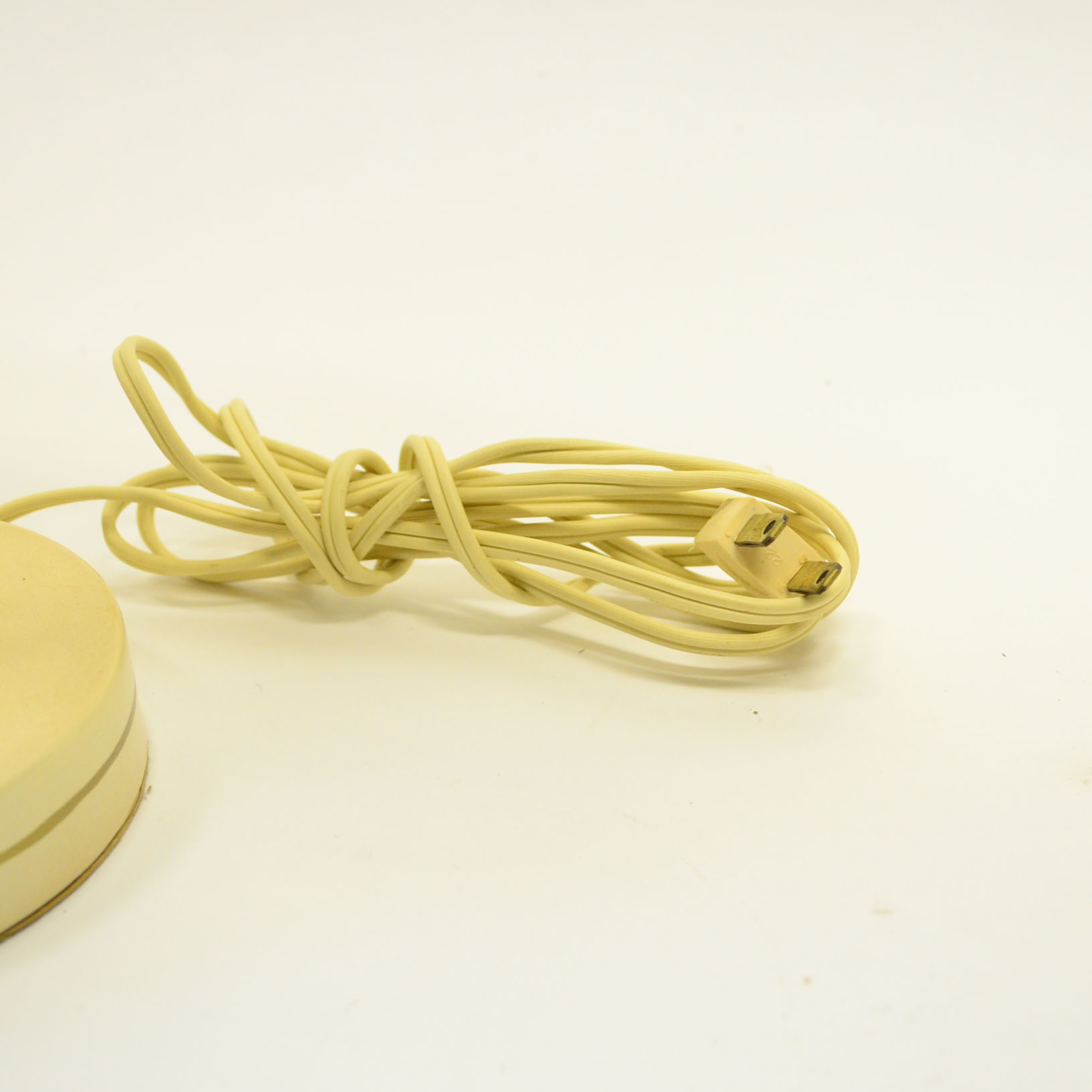 Vintage Metal Floral Lamp