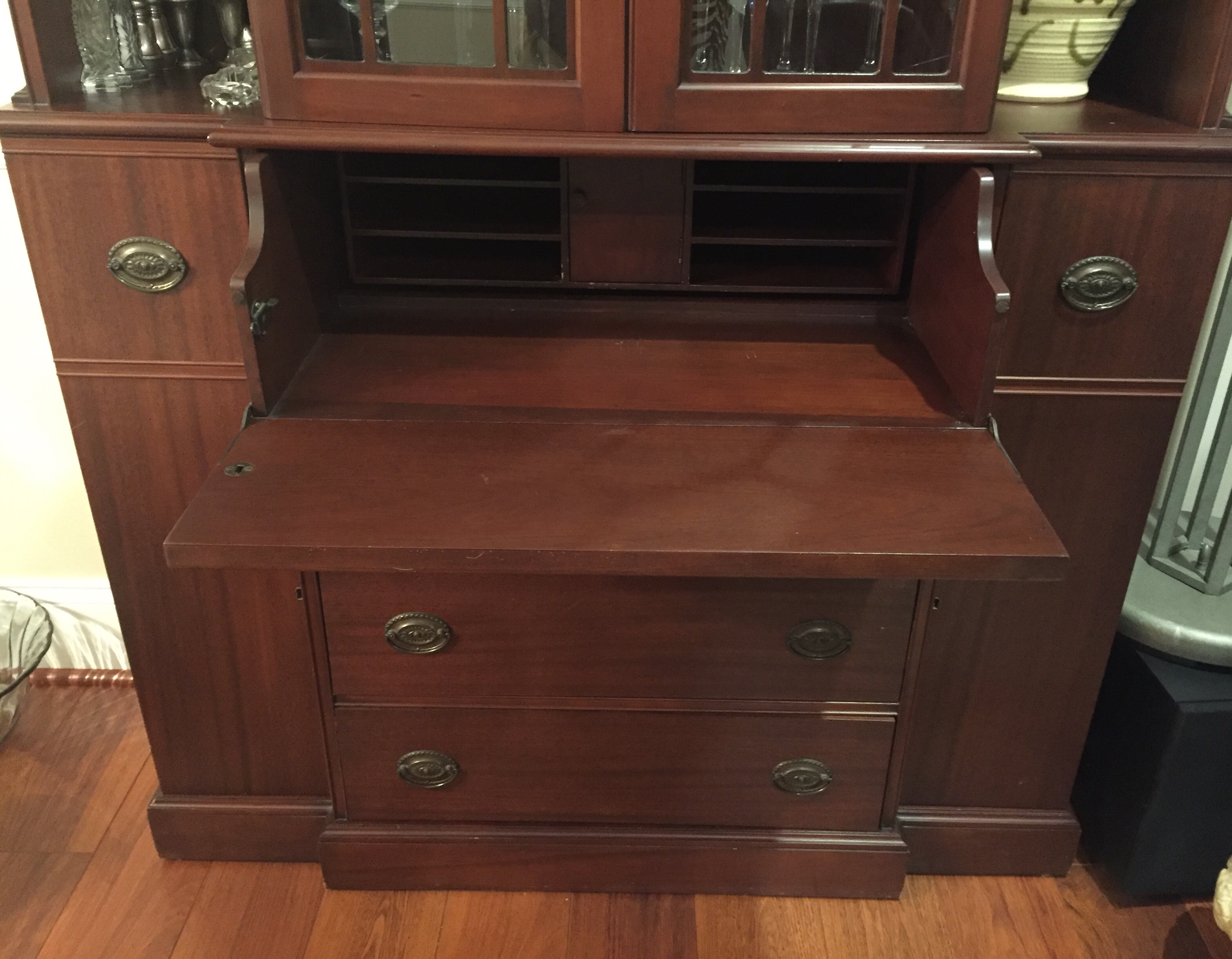 Mahogany Antique China Cabinet
