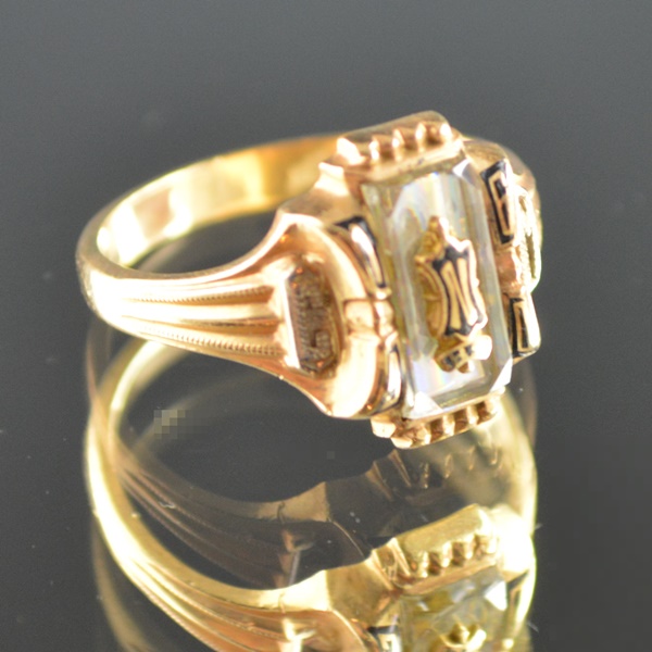 10K Yellow Gold 1960 Neosho Class Ring
