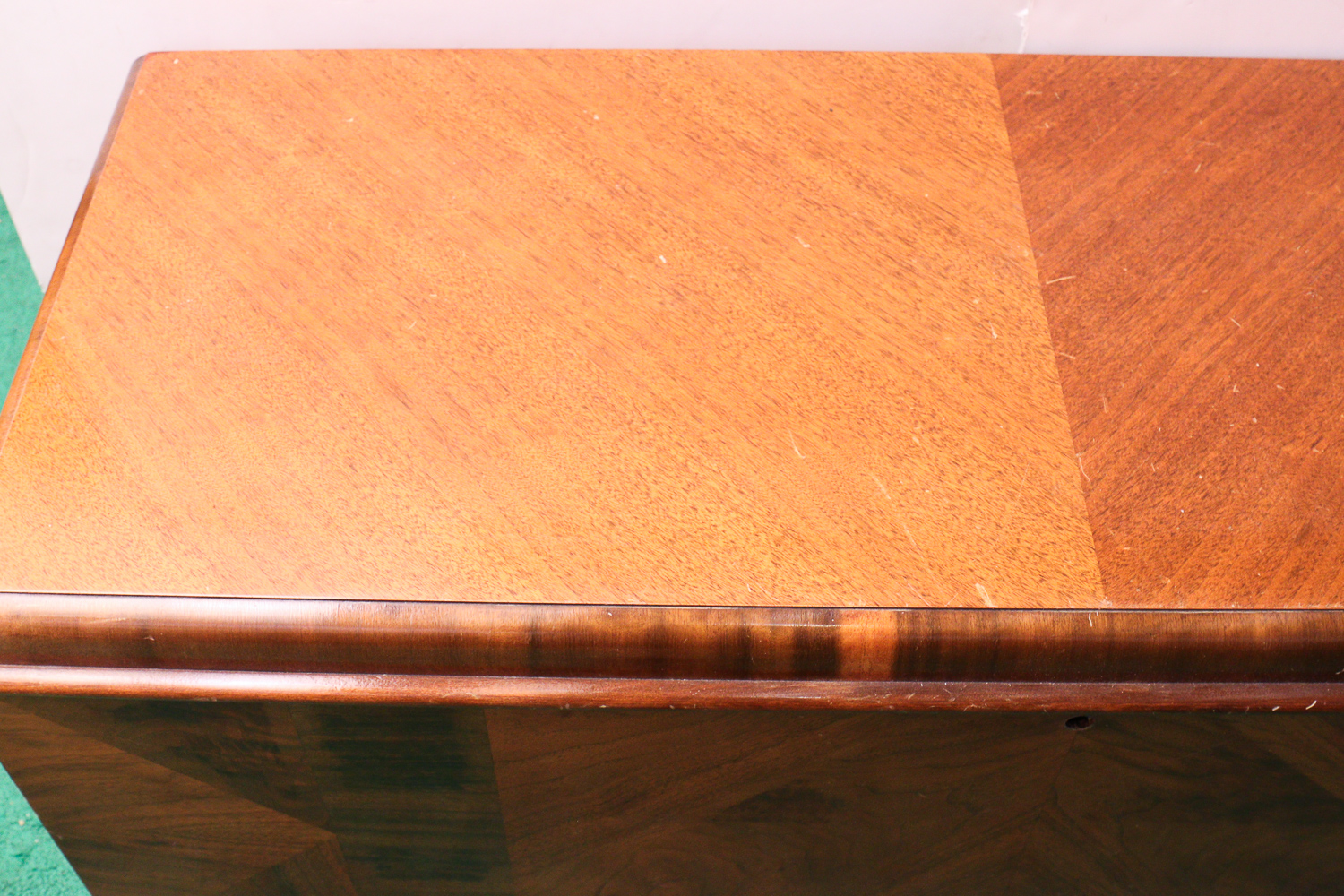 Vintage Lane Cedar Chest and Jewelry Box