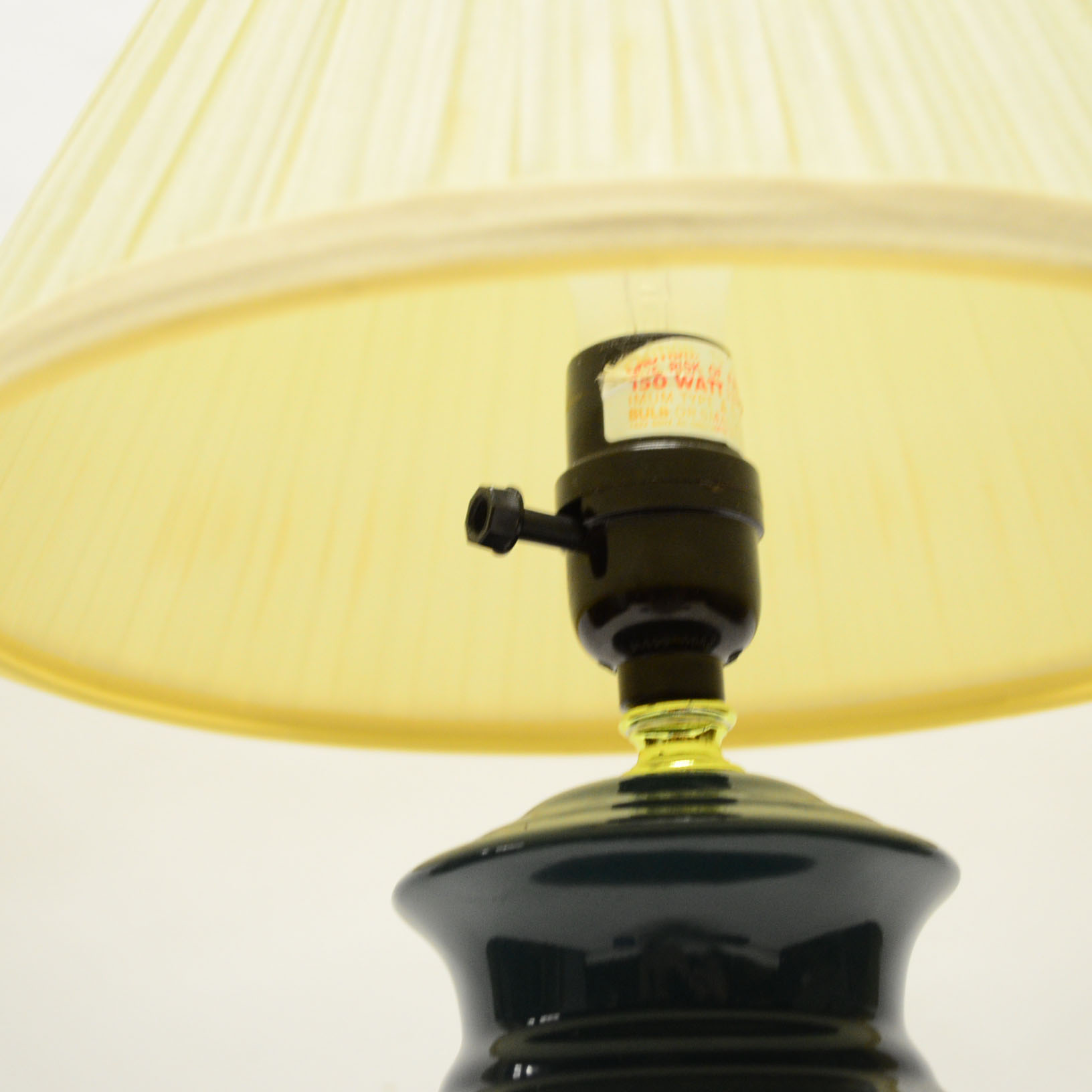 Ceramic Vase Shaped Accent Lamp