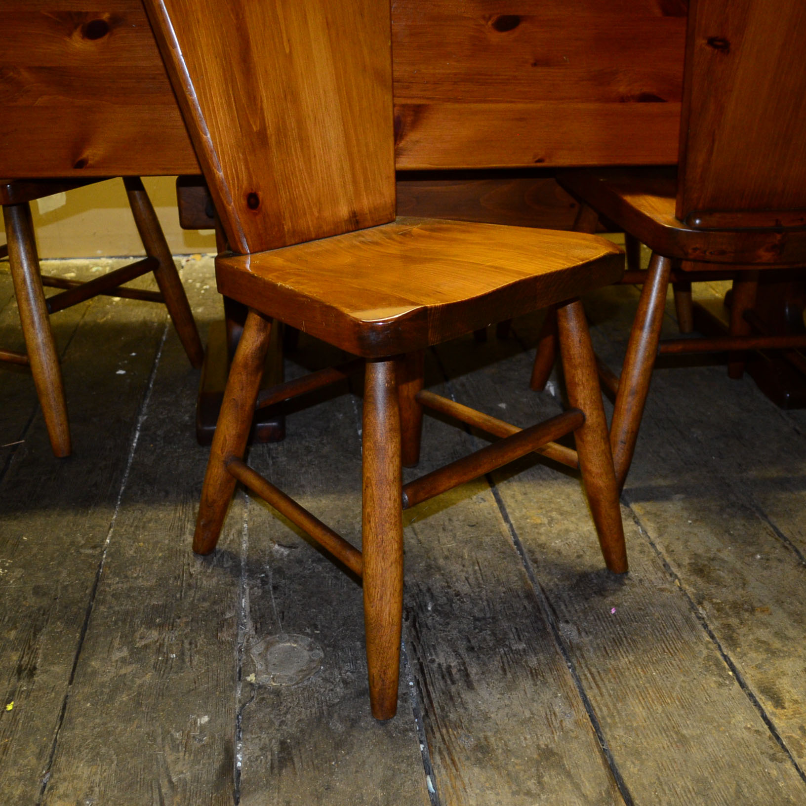 Smith & Drake Co. Drop Leaf Trestle Dining Table and Chairs