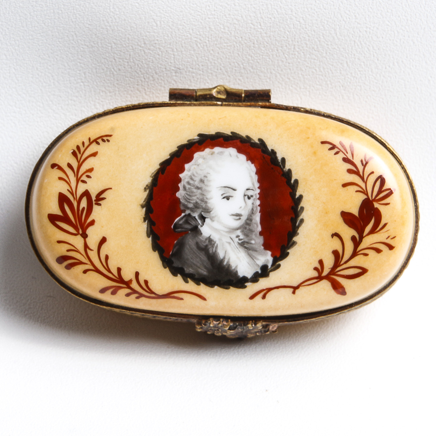 Pair of L'Ancienne Manufacture Royale Limoges Pill Boxes