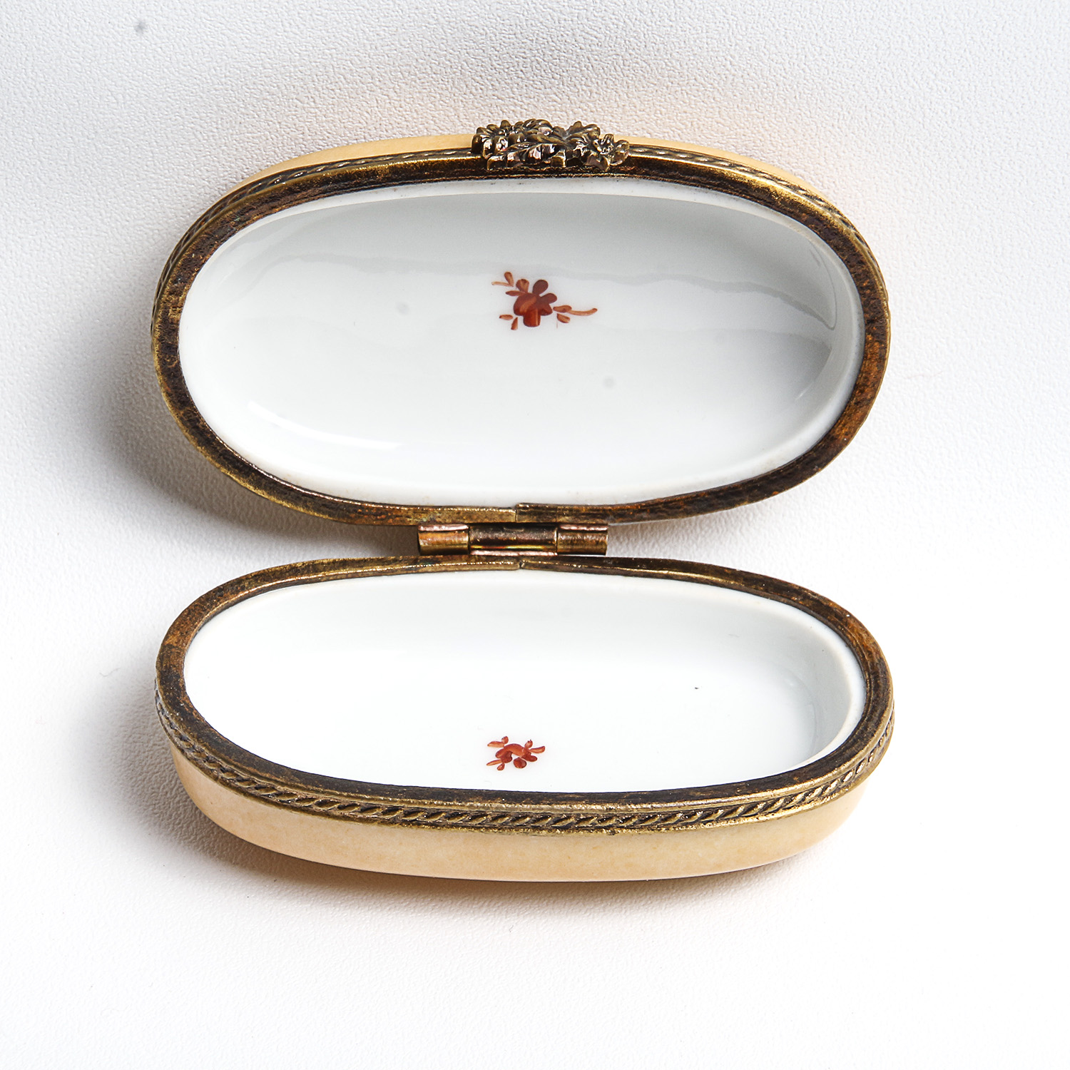 Pair of L'Ancienne Manufacture Royale Limoges Pill Boxes