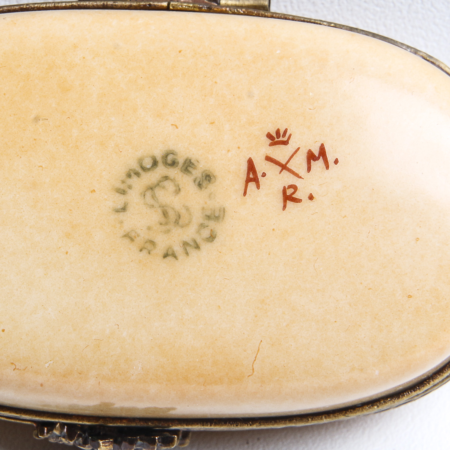 Pair of L'Ancienne Manufacture Royale Limoges Pill Boxes