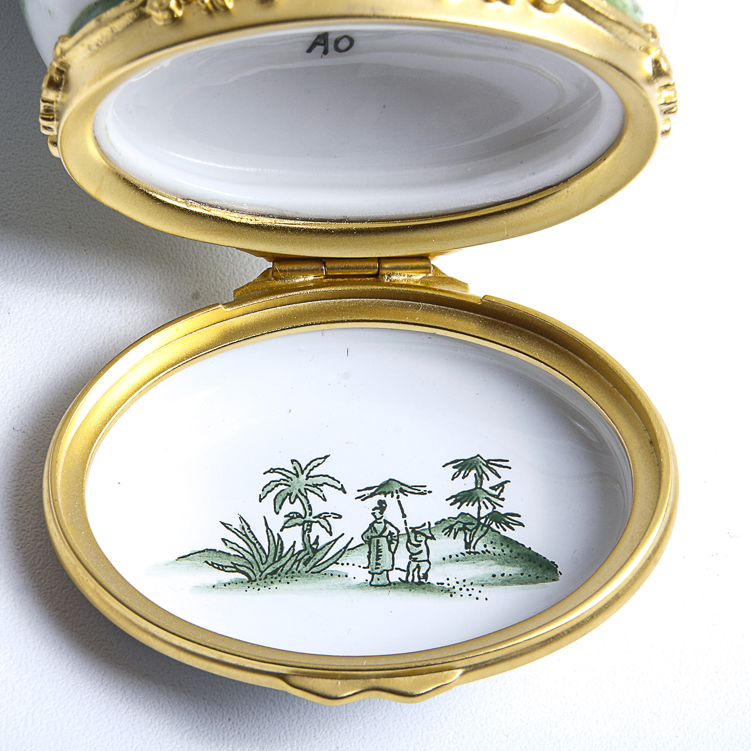 Halcyon Days Bouquet Trinket Box