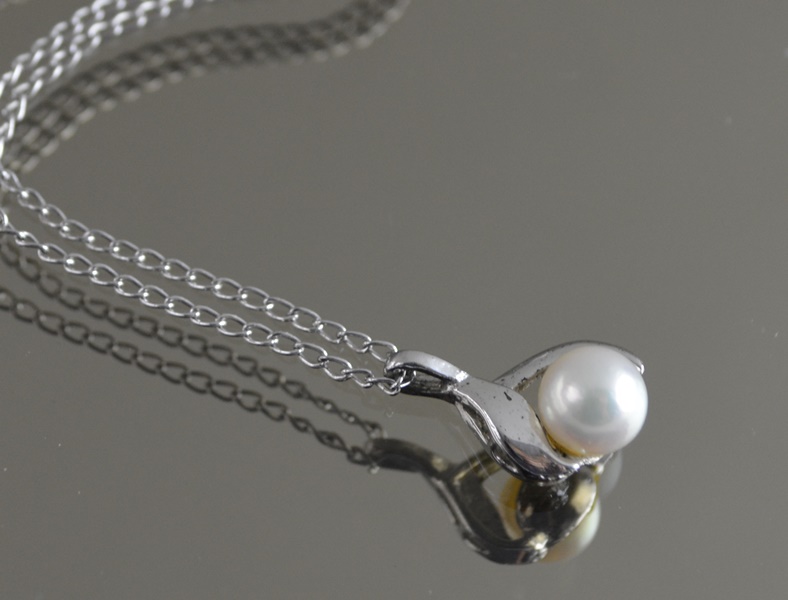 925 Sterling 16" Pearl Necklace and Three Brooches