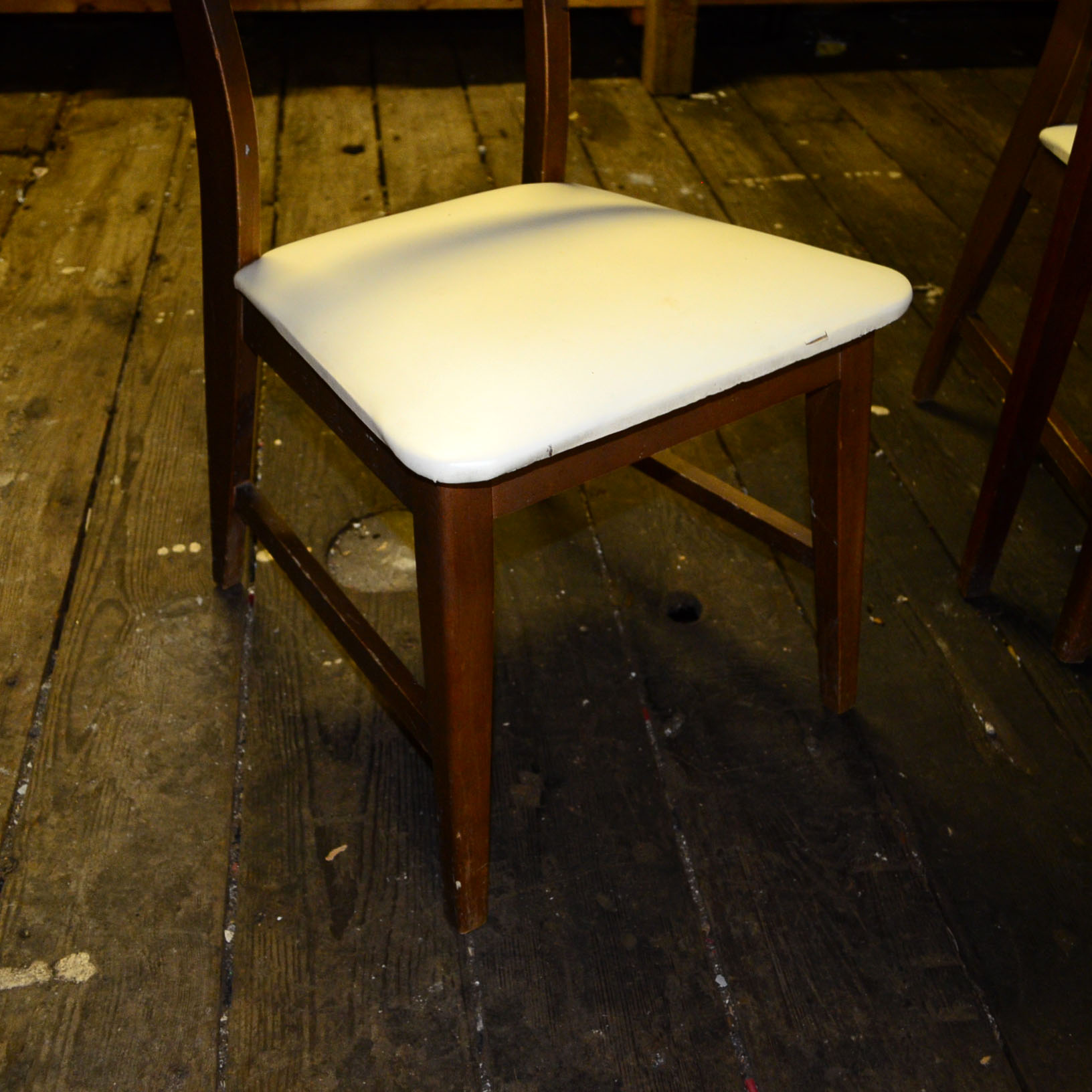 Richbilt Mid Century Round Dining Table and Chairs