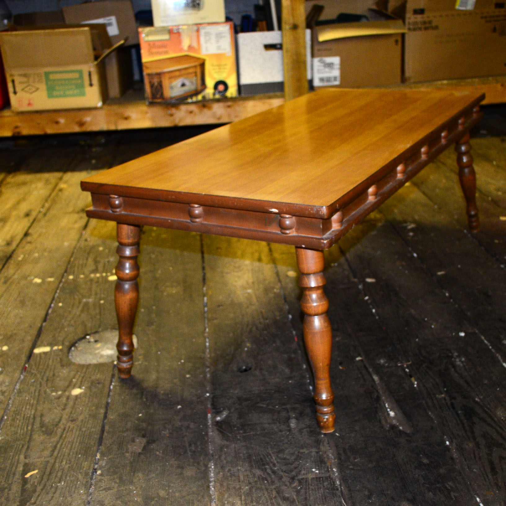 Veneer Coffee Table with Spindle Legs
