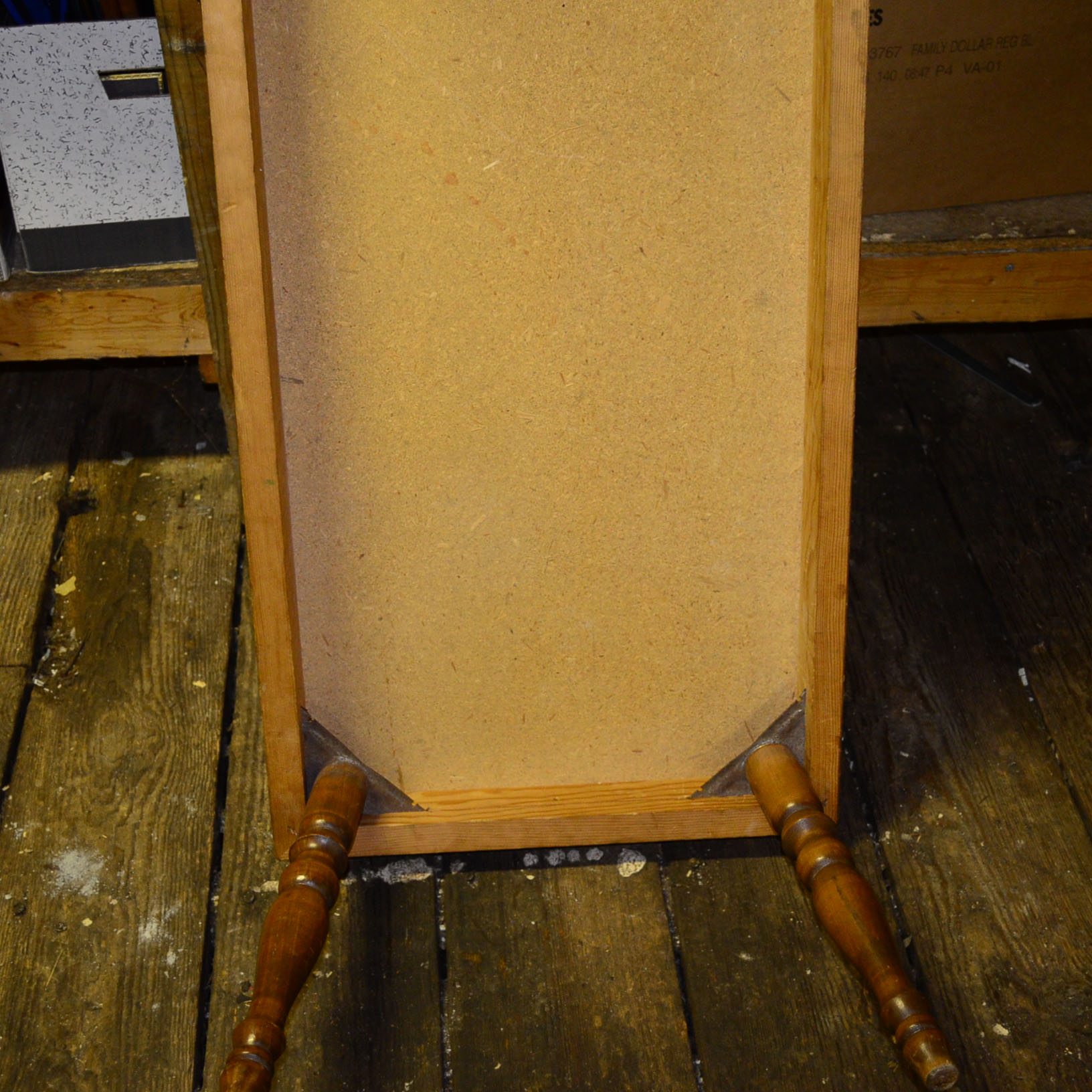 Veneer Coffee Table with Spindle Legs