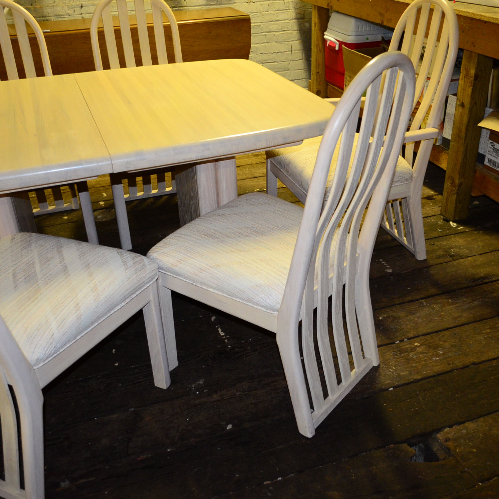 Contemporary Dining Table and Chairs