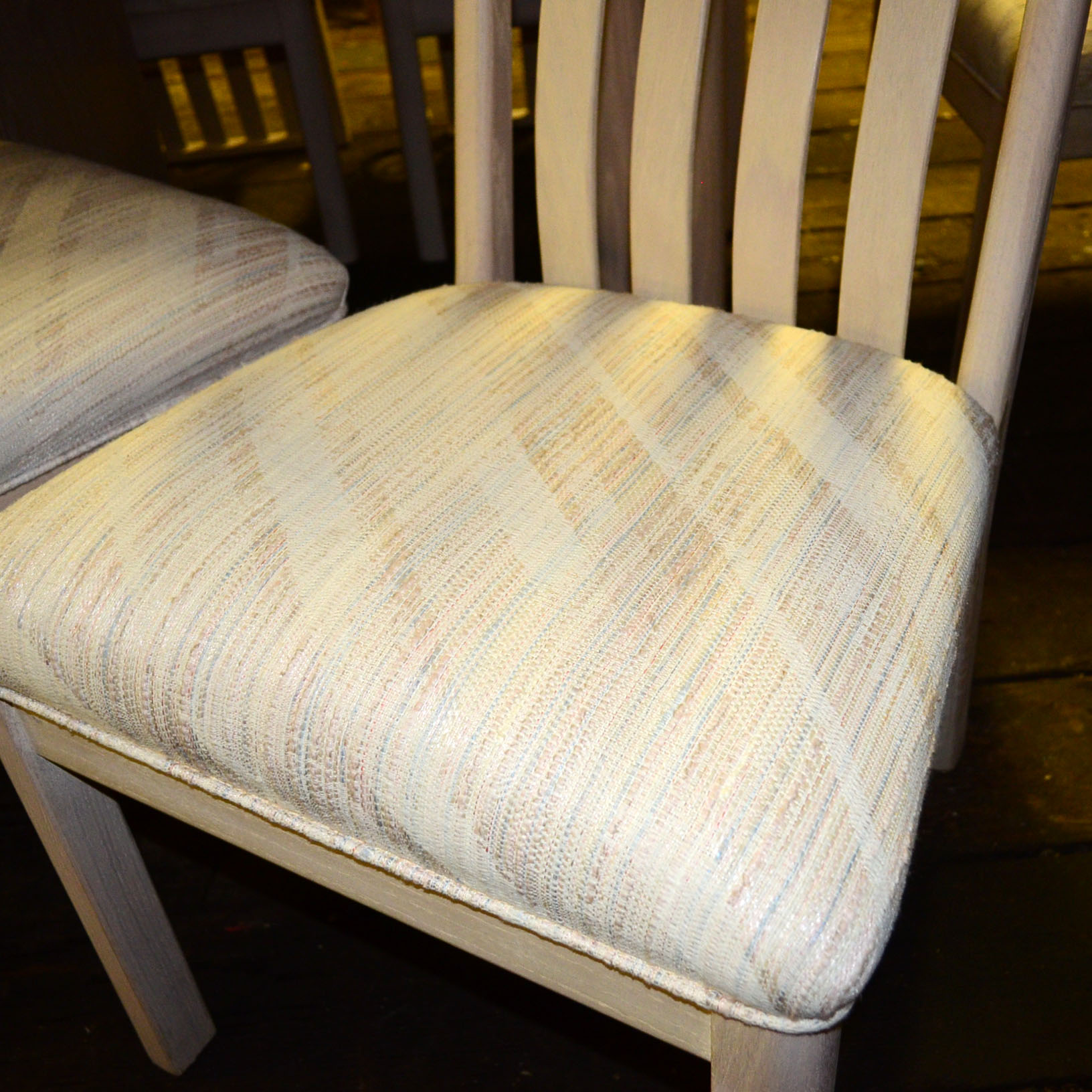 Contemporary Dining Table and Chairs