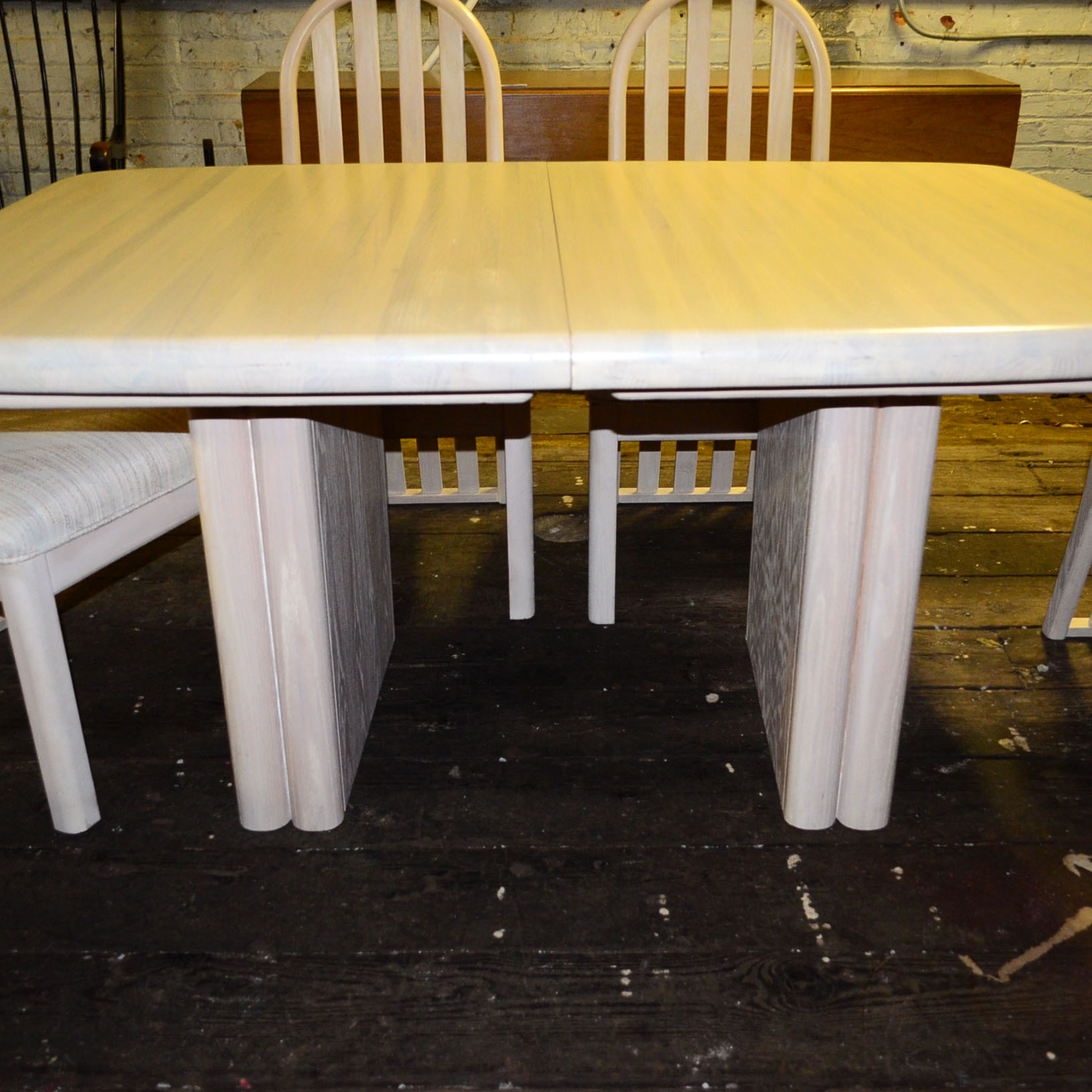 Contemporary Dining Table and Chairs