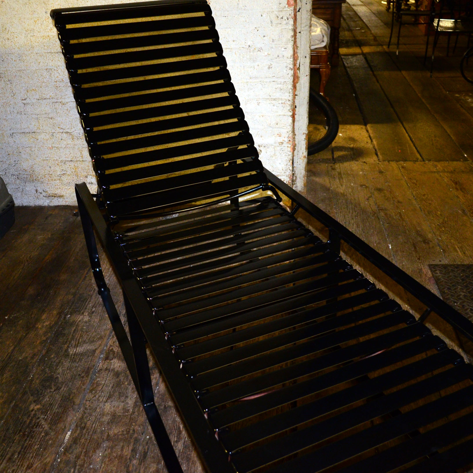 Woodard Chaise Patio Lounge