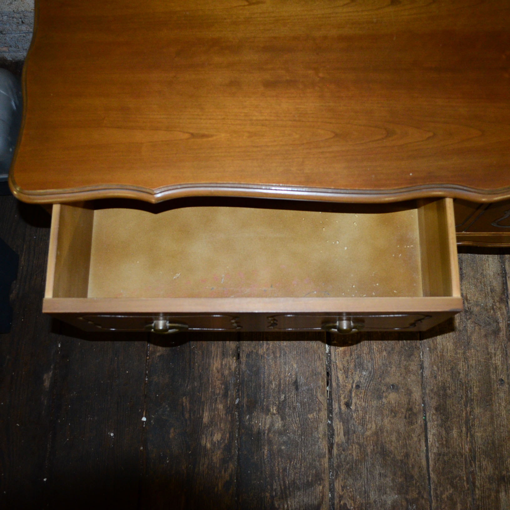 Mersman Mahogany Sofa Table