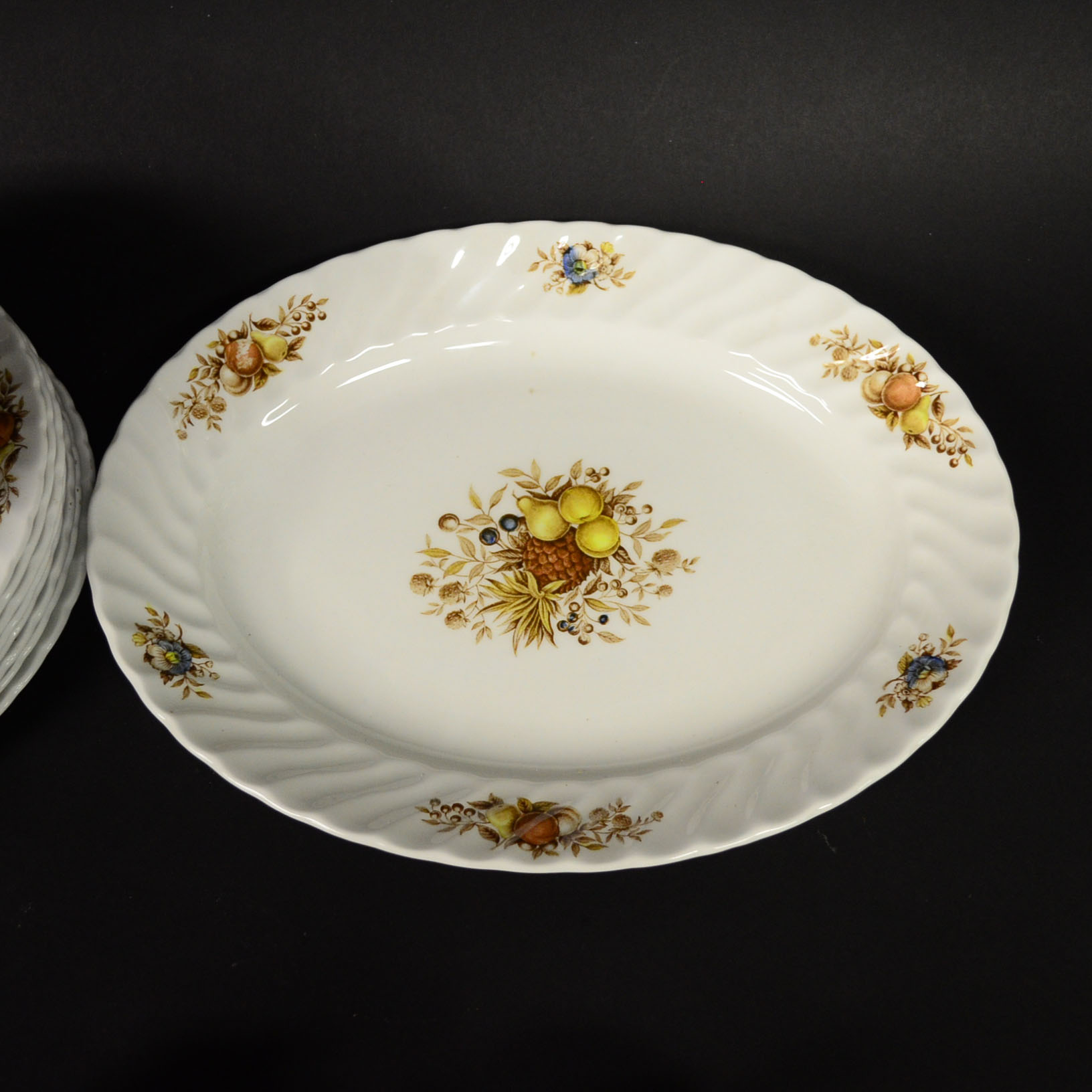 Royal Wessex "Desire" China Service Set