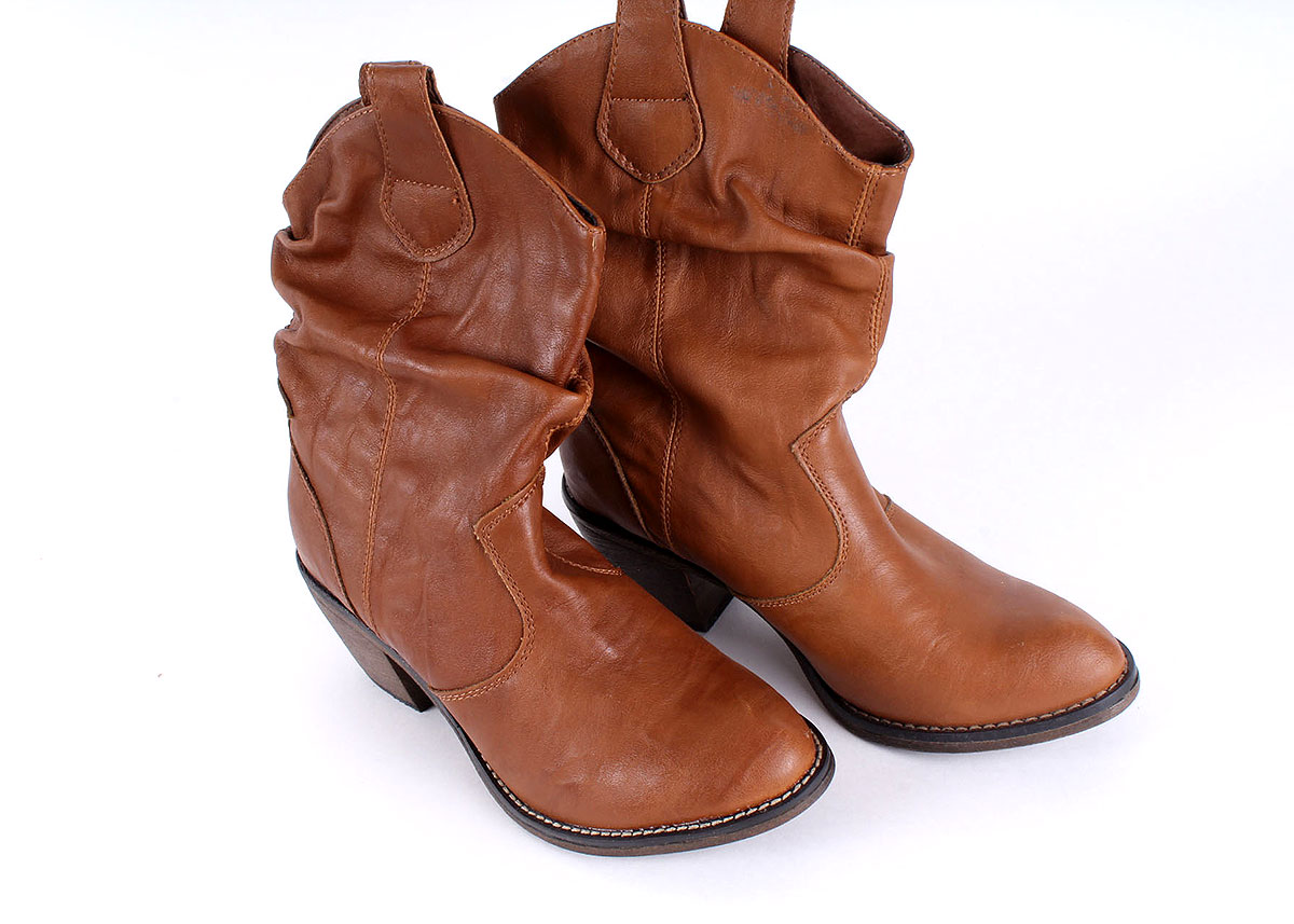 Women's Shoes Featuring Saks Fifth Avenue and Tory Burch