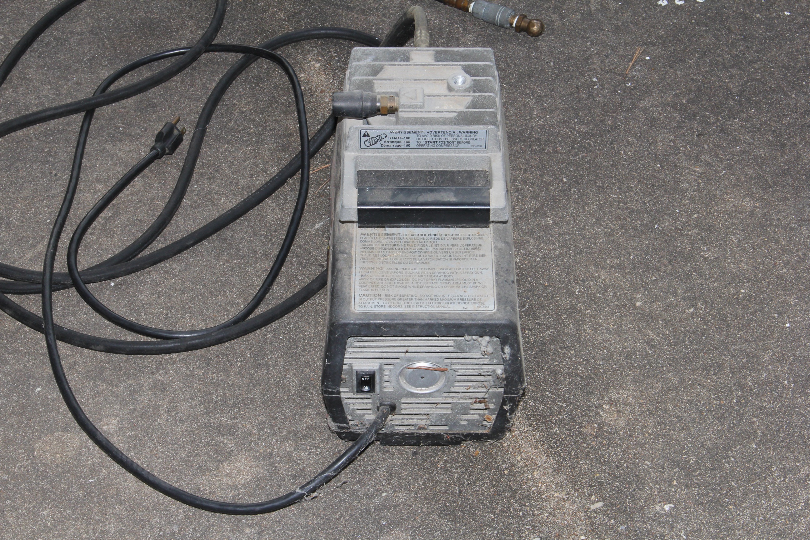 Coleman Powermate .75hp Handyman Air Compressor