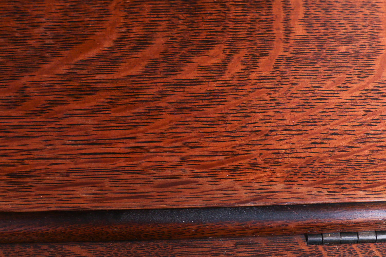 Antique Singer Sewing Machine, Bench and Thimbles