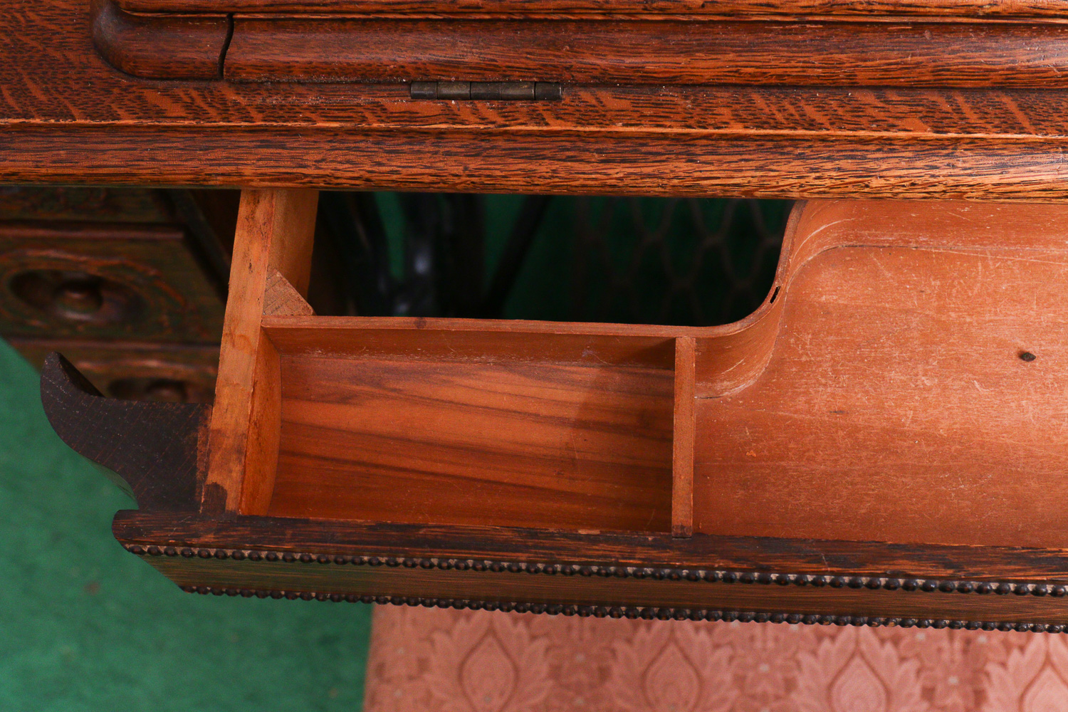 Antique Singer Sewing Machine, Bench and Thimbles