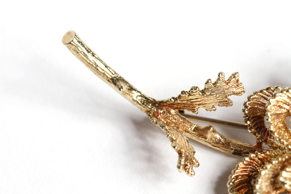 14K Gold Flower Brooch with Sapphires & Diamond