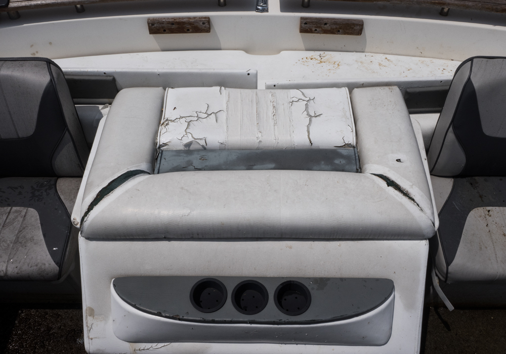 1988 Regal 19 Foot Empress 200XL and RamLin Trailer