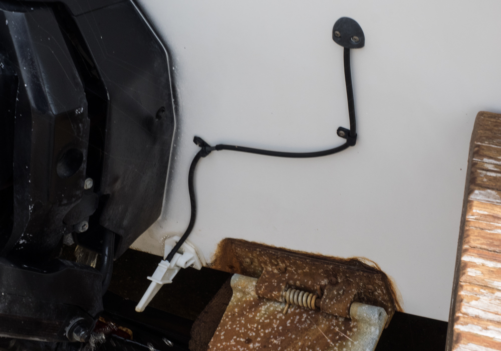 1988 Regal 19 Foot Empress 200XL and RamLin Trailer