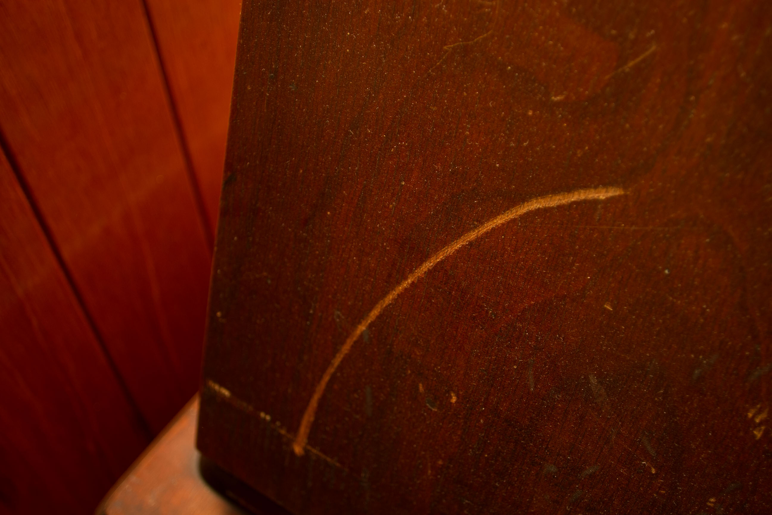 Vintage Singer Sewing Machine and Cabinet