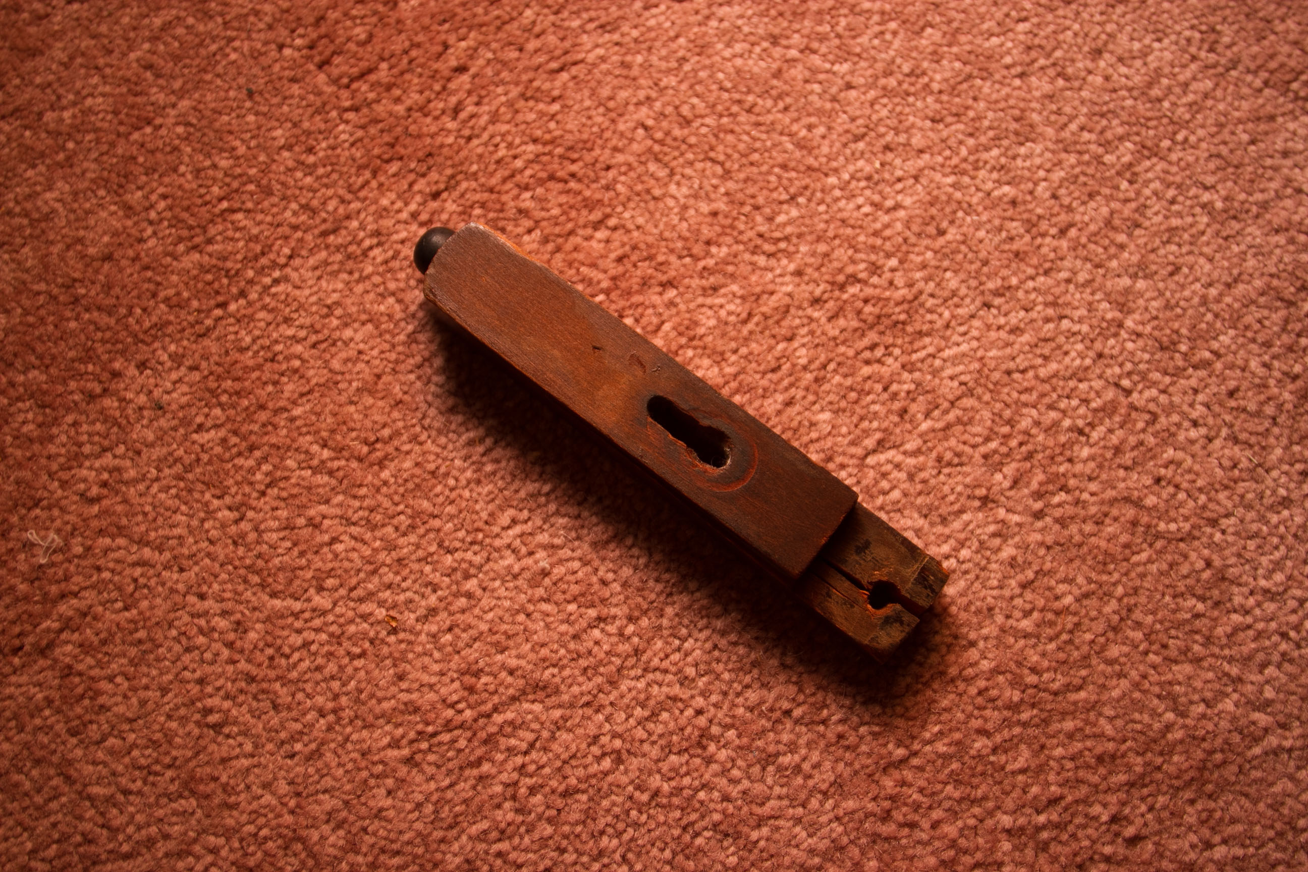 Vintage Singer Sewing Machine and Cabinet