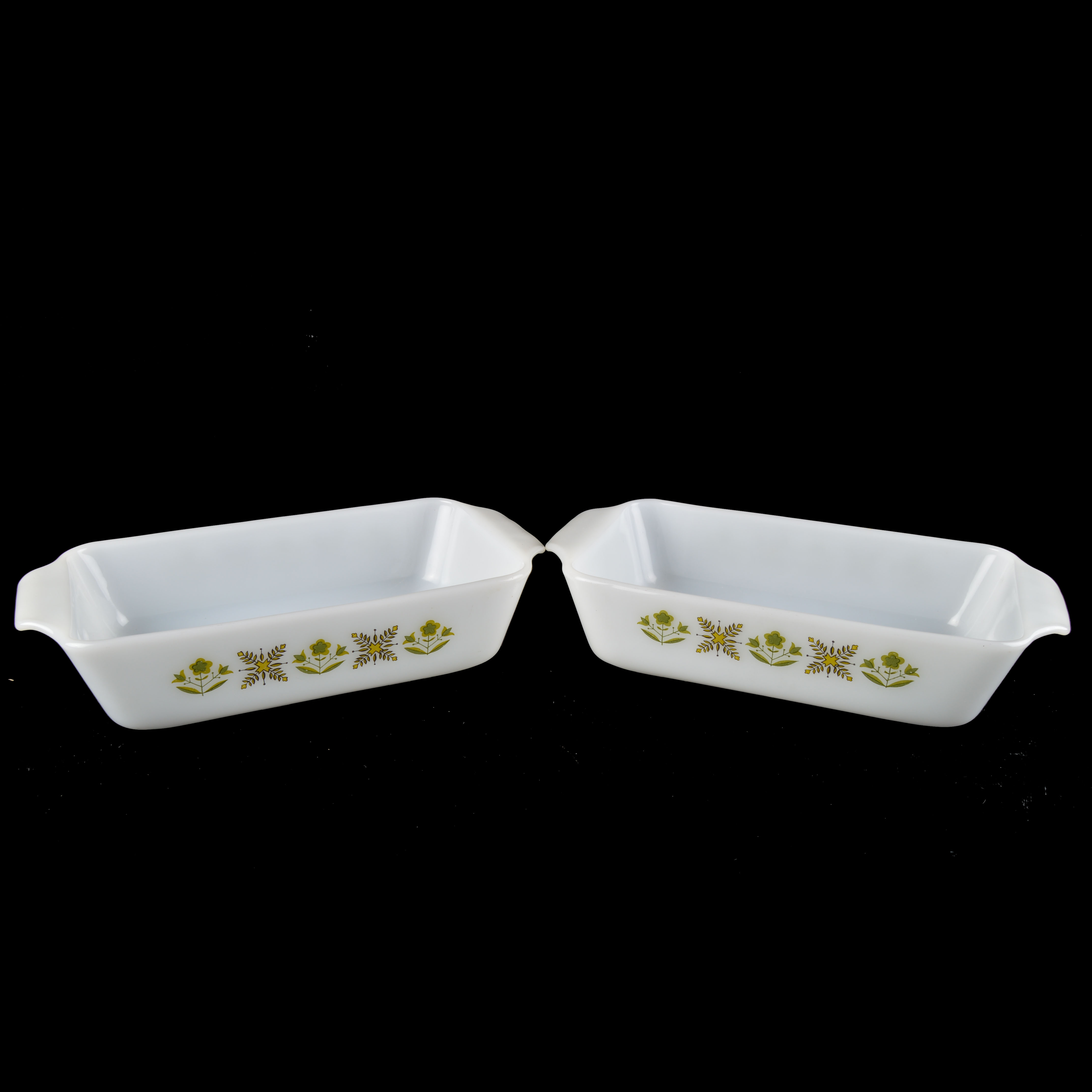 Duo of Vintage Anchor Hocking Baking Dishes