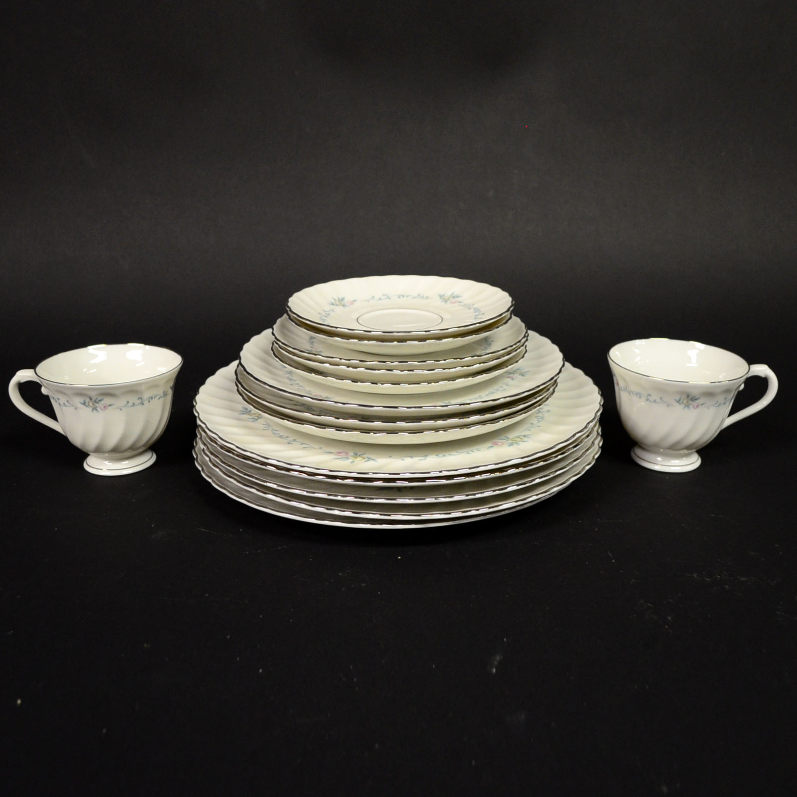 Set of Syracuse "Sweetheart" China Pieces